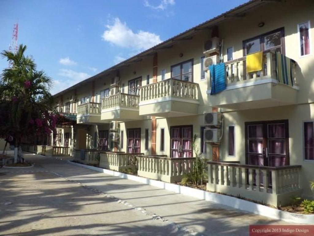 Sakal Guesthouse Restaurant & Bar Sihanoukville Buitenkant foto