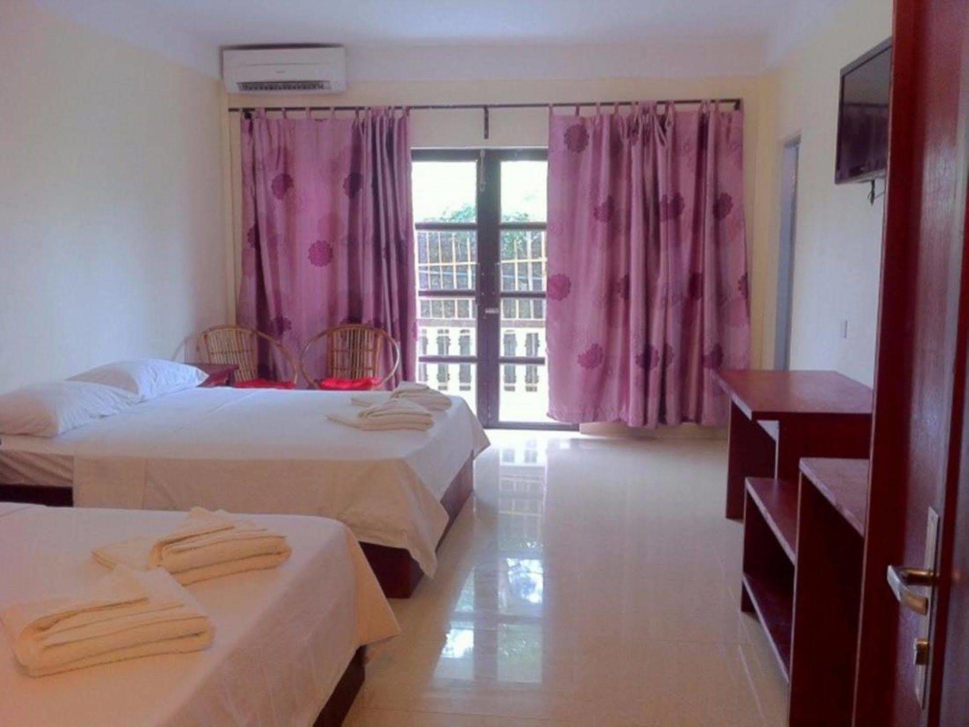 Sakal Guesthouse Restaurant & Bar Sihanoukville Buitenkant foto